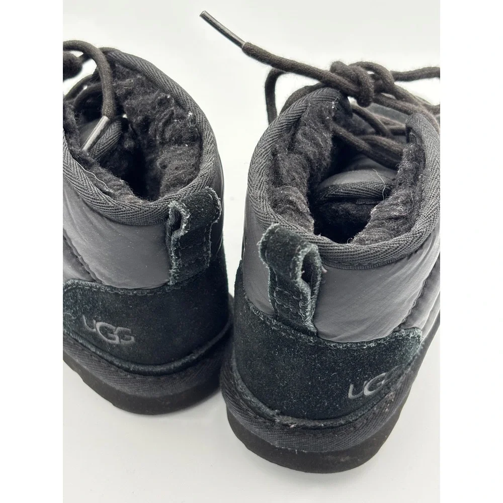 Kids UGG Black Puffer Suede Lace‎ Up Winter Boots Size 2 Toddler